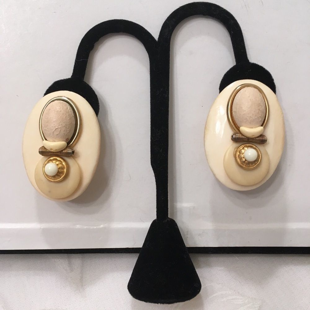 Vintage Multi Textured Unique Earrings - Picture 6 of 6